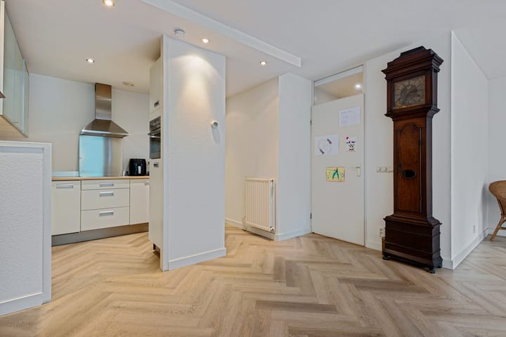 Photo 10 of Hugo van der Goeslaan 60