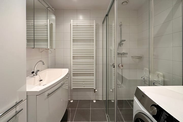 Photo 16 of Hugo van der Goeslaan 60