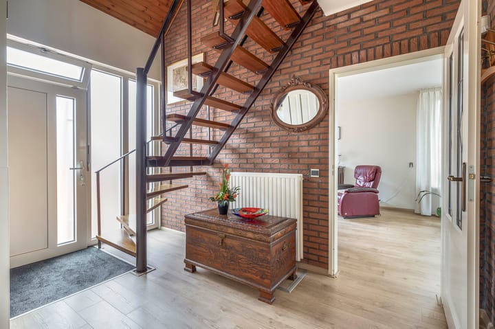 Photo 8 of Schoollaan 14