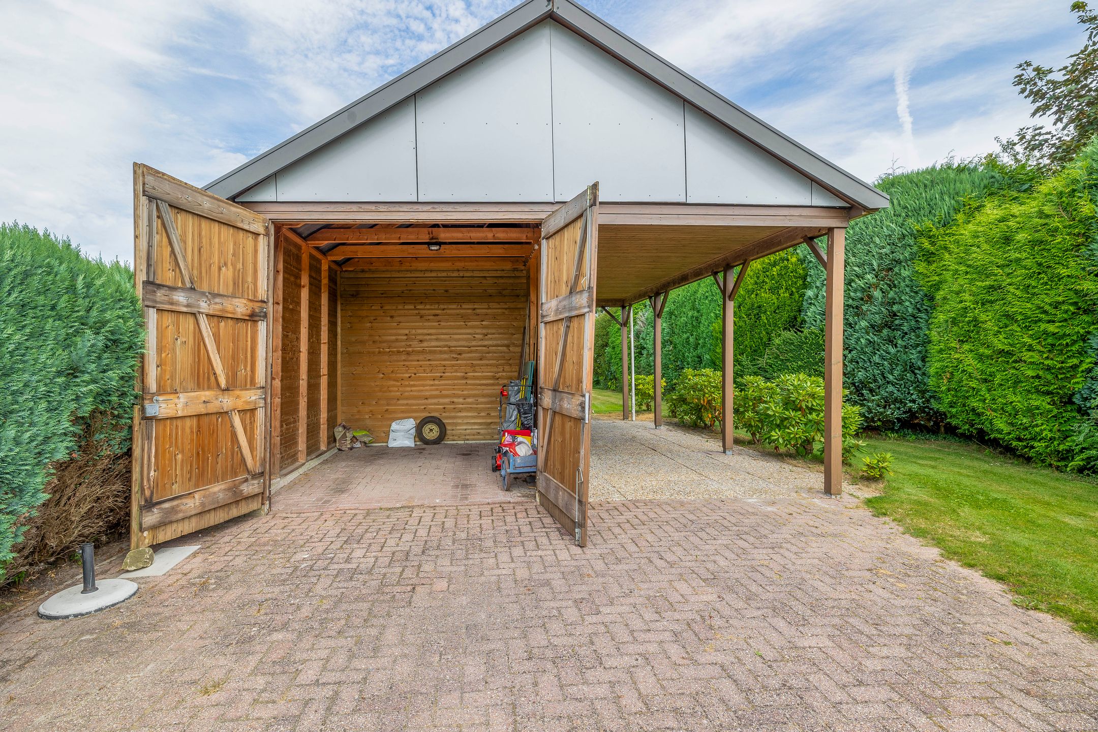 Photo 39 of Schoollaan 14