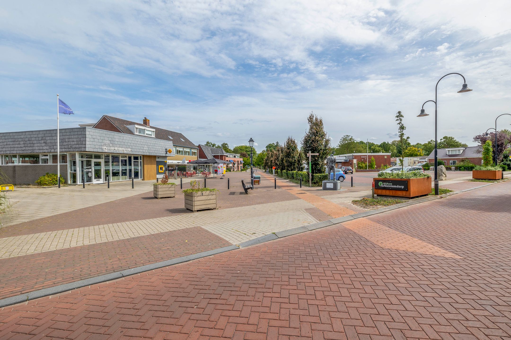 Photo 45 of Schoollaan 14