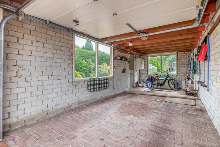 Photo 46 of Schoollaan 14