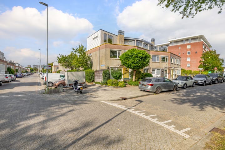 Lena Blok-Woutsstraat 19