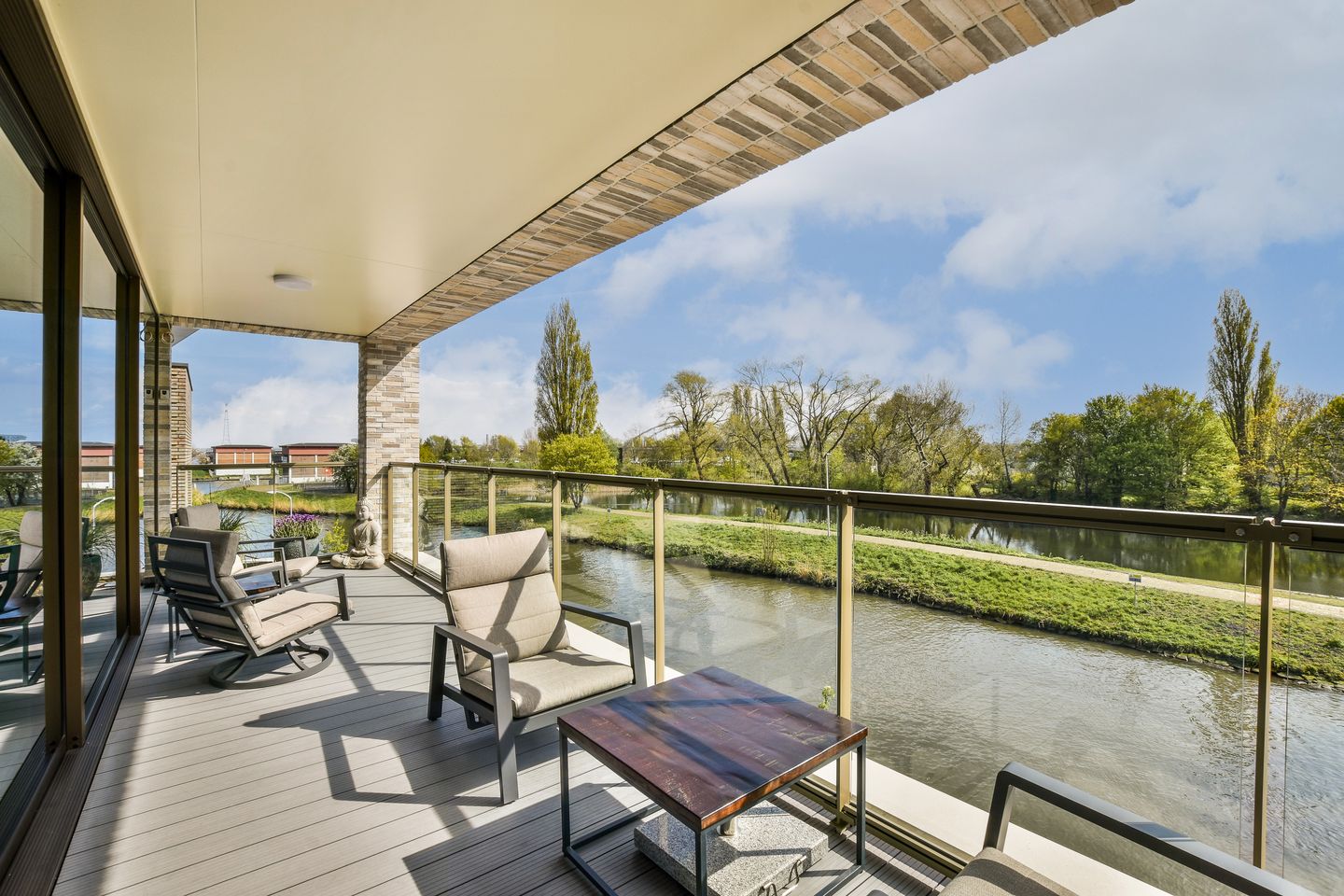 Photo 1 of Nieuwevaartweg 47