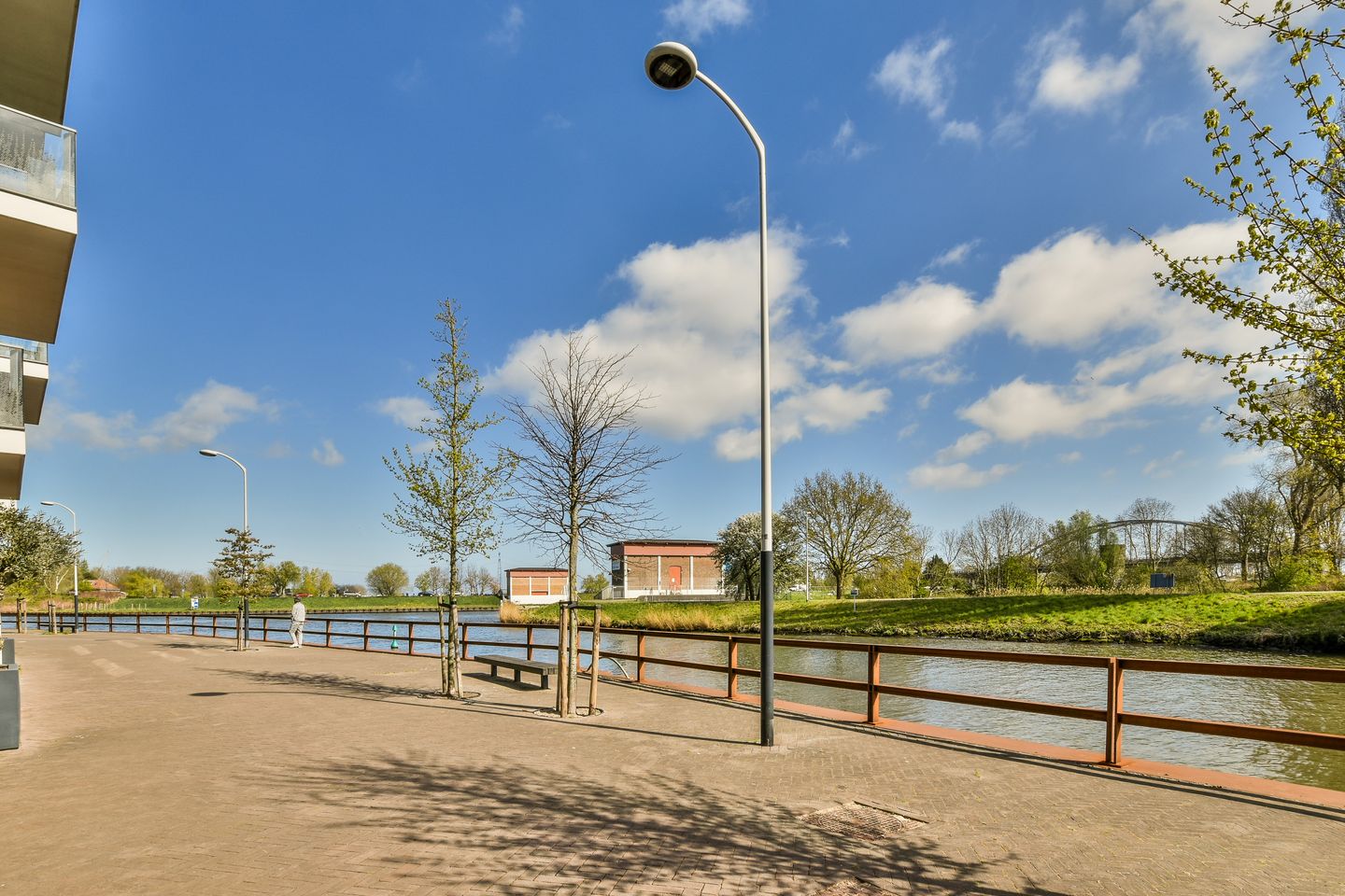 Foto 19 van Nieuwevaartweg 47