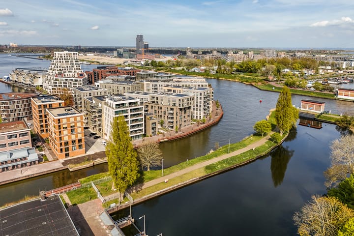 Foto 22 van Nieuwevaartweg 47