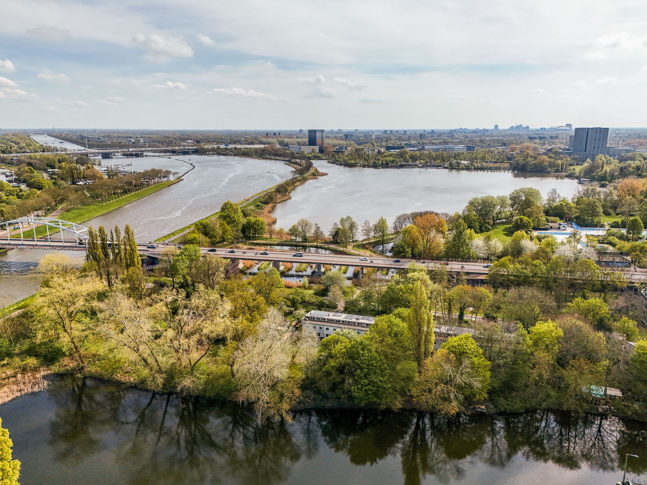 Foto 27 van Nieuwevaartweg 47