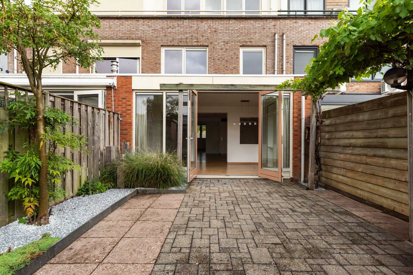 Photo 29 of Chico Mendesring 356