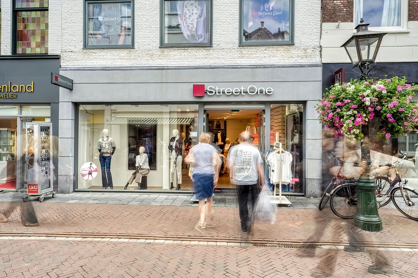 Bekijk foto 2 van Haarlemmerstraat 55