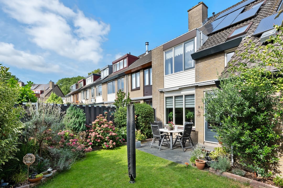 Foto 2 van Margrietveld 28