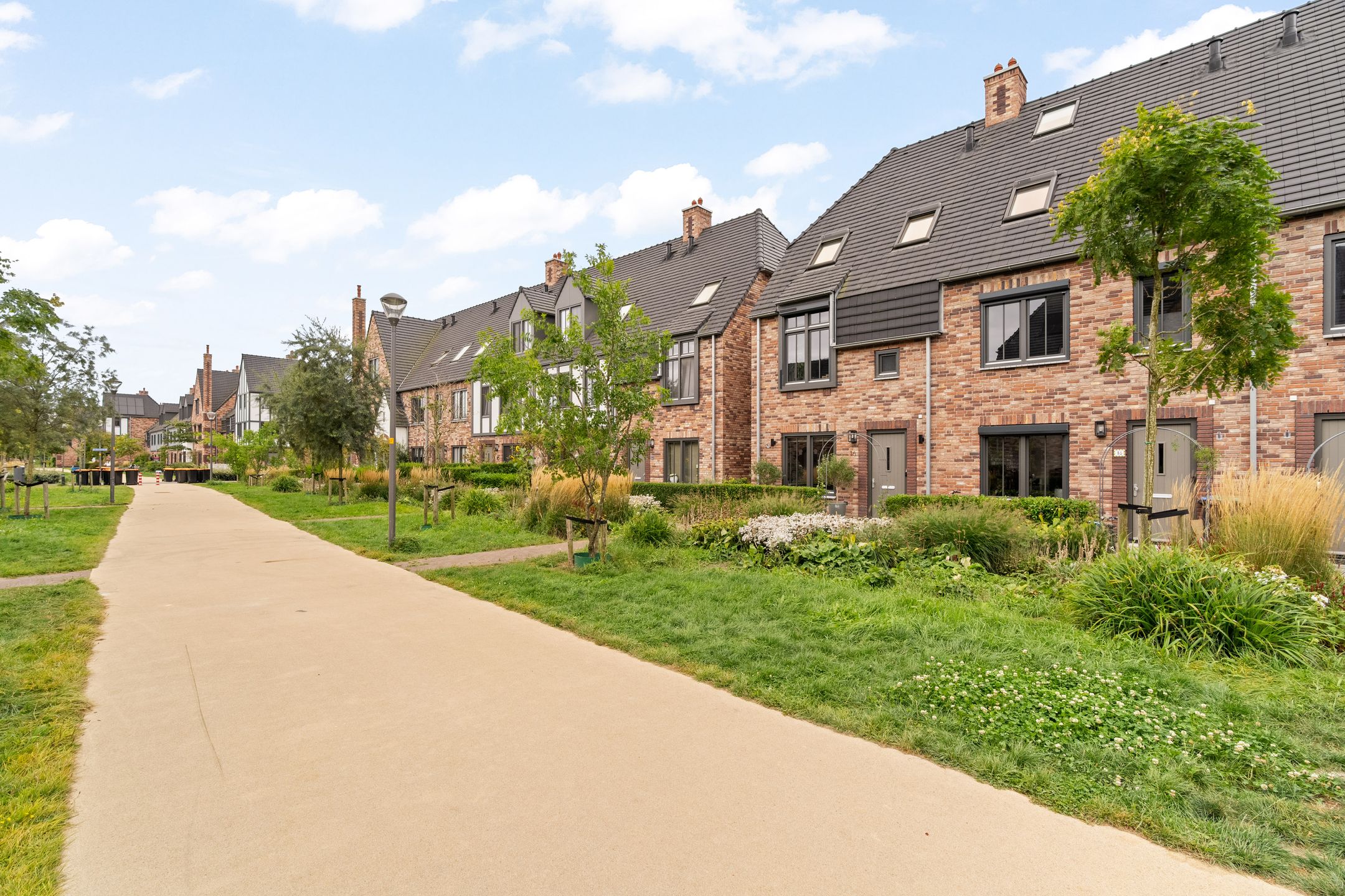 Regenboogforel, 16, Waddinxveen, 2742NH, Zuid-Holland, Nederland 16