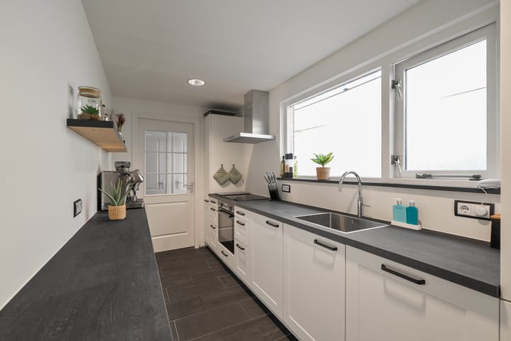 Foto 3 van Breewaterstraat 36