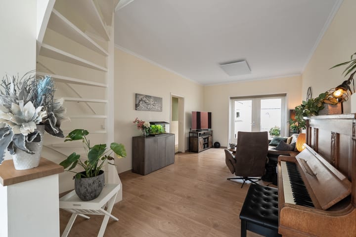 Foto 13 van Breewaterstraat 36