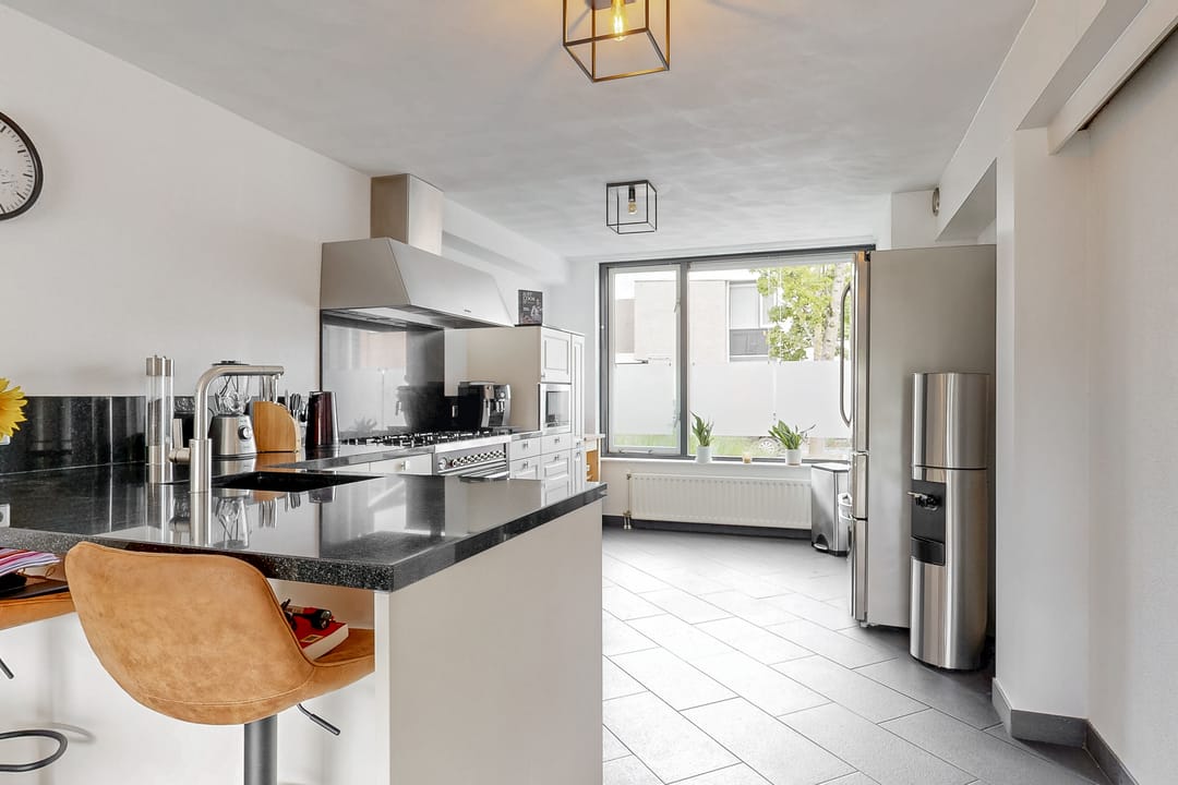 Foto 11 van J C Bloemstraat 6