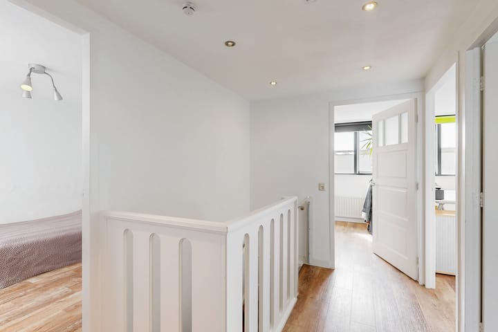 Foto 17 van J C Bloemstraat 6