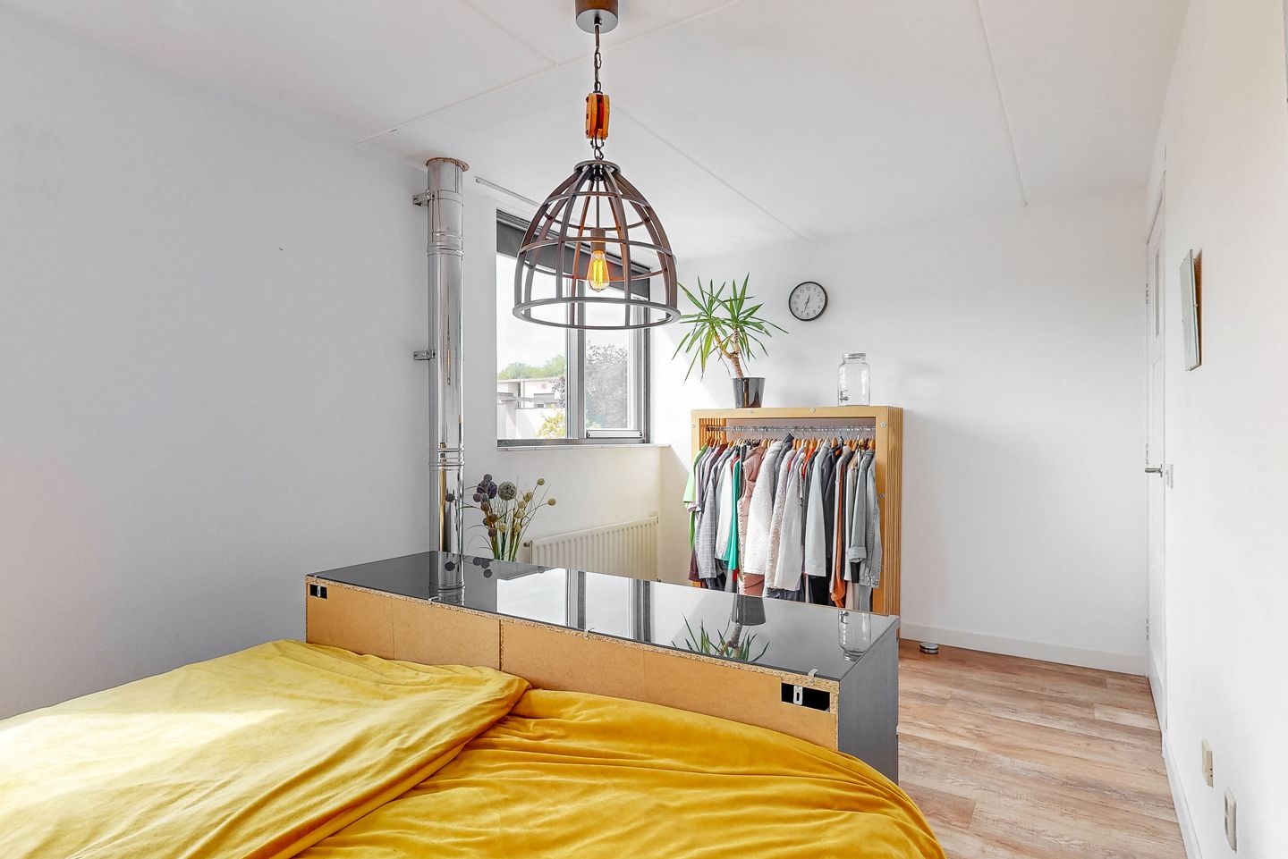 Foto 19 van J C Bloemstraat 6