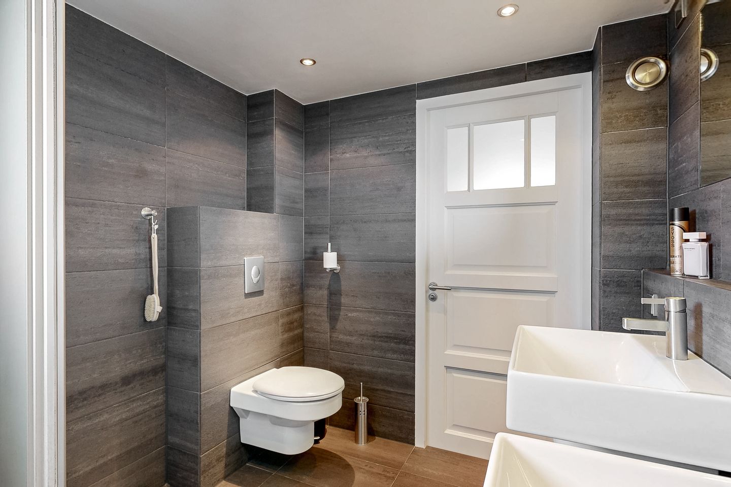 Foto 25 van J C Bloemstraat 6