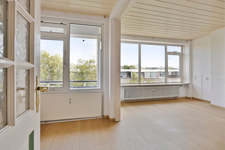 Foto 15 van Monseigneur van Steelaan 446