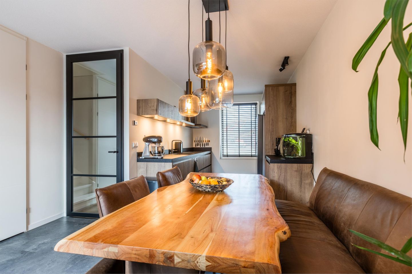 Foto 10 van Dijkstraat 14