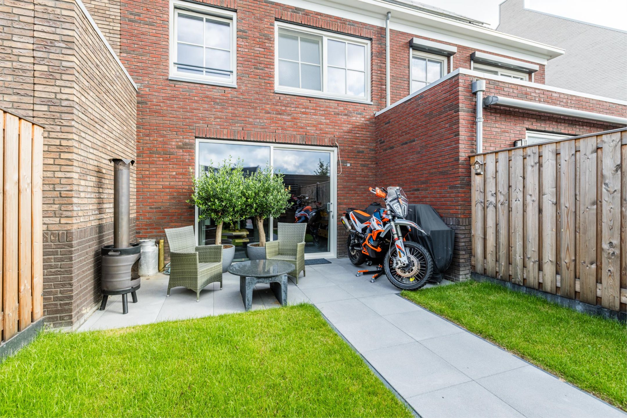 Foto 33 van Dijkstraat 14