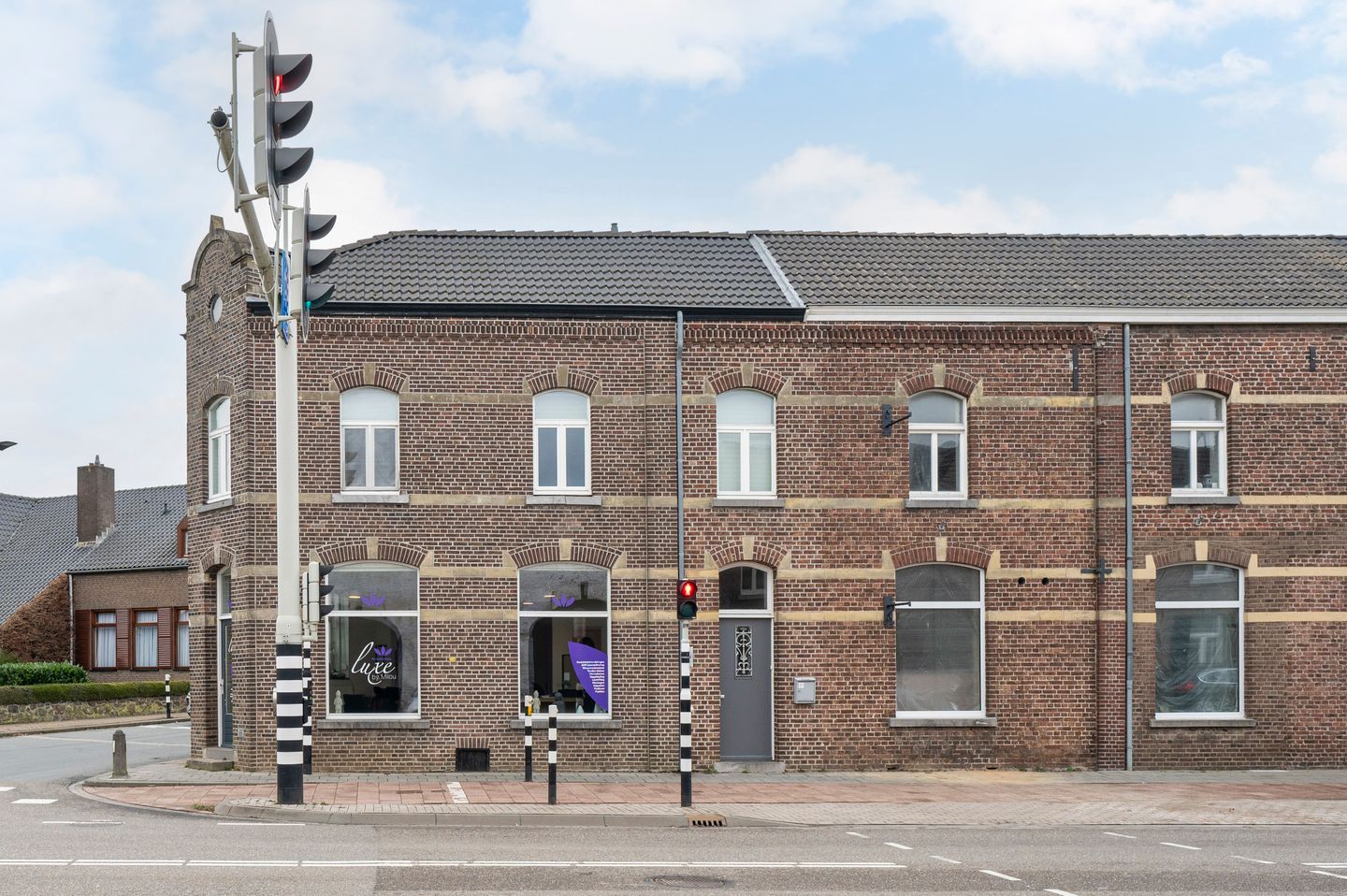 Bekijk foto 2 van Rijksweg 1