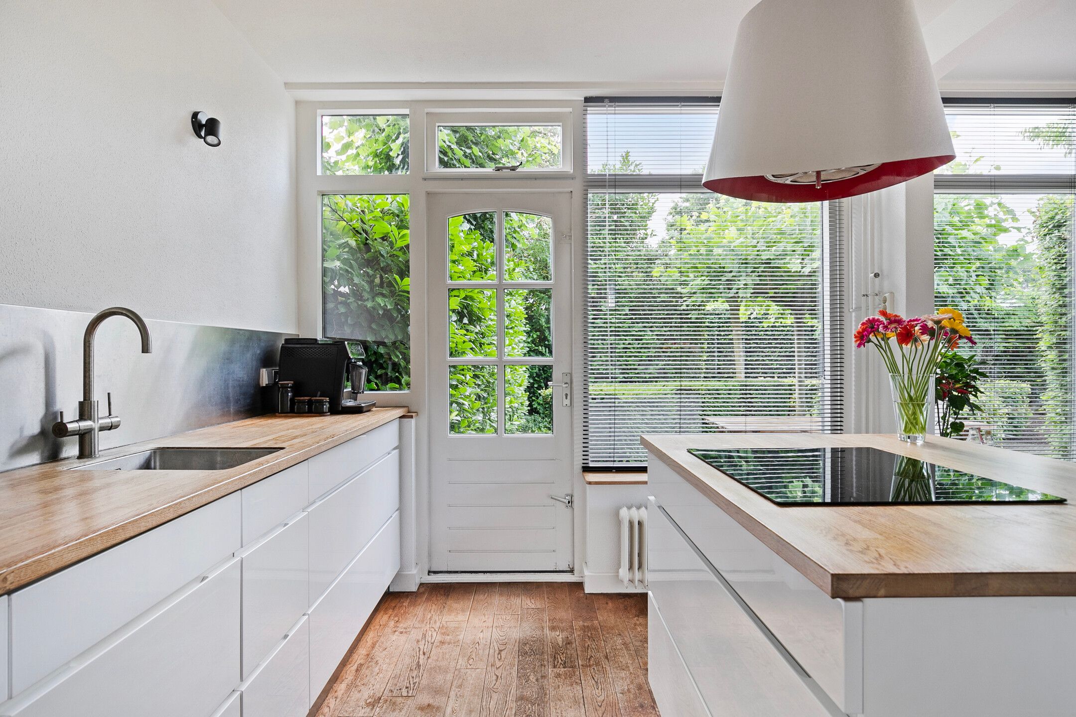 Photo 9 of Van Anrooijstraat 96