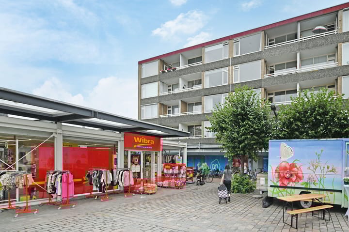 Photo 3 of Loosduinse Hoofdplein 243