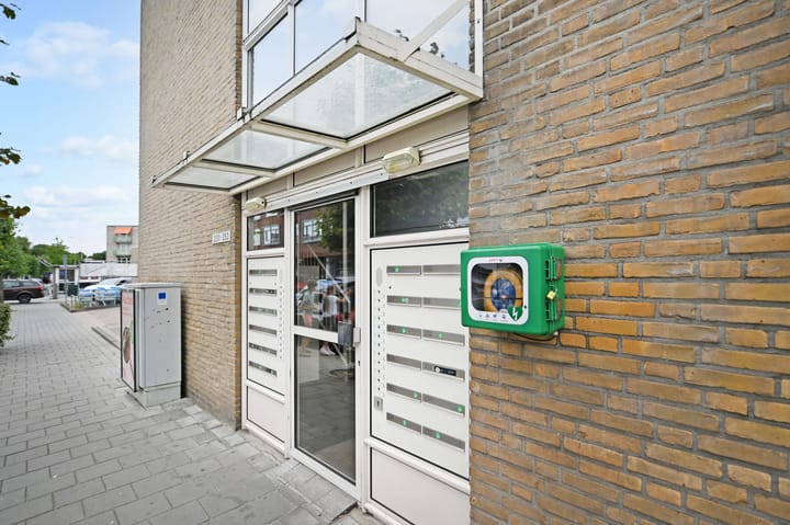 Photo 5 of Loosduinse Hoofdplein 243