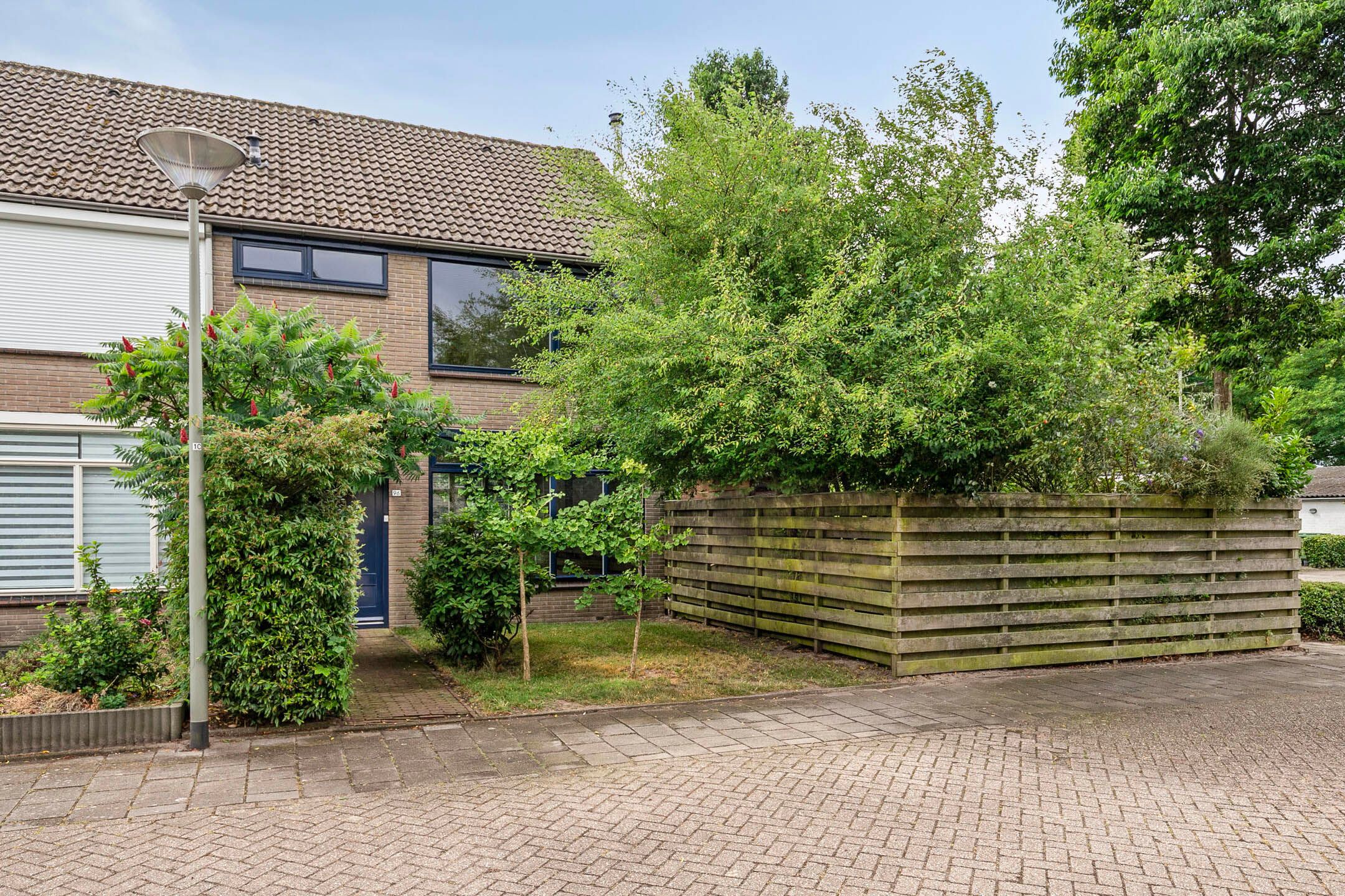 Photo 33 of Van Anrooijstraat 96