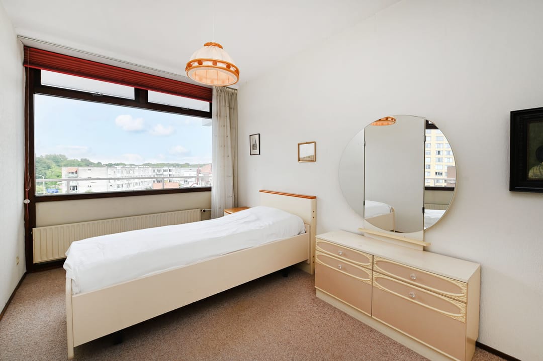 Photo 23 of Loosduinse Hoofdplein 243