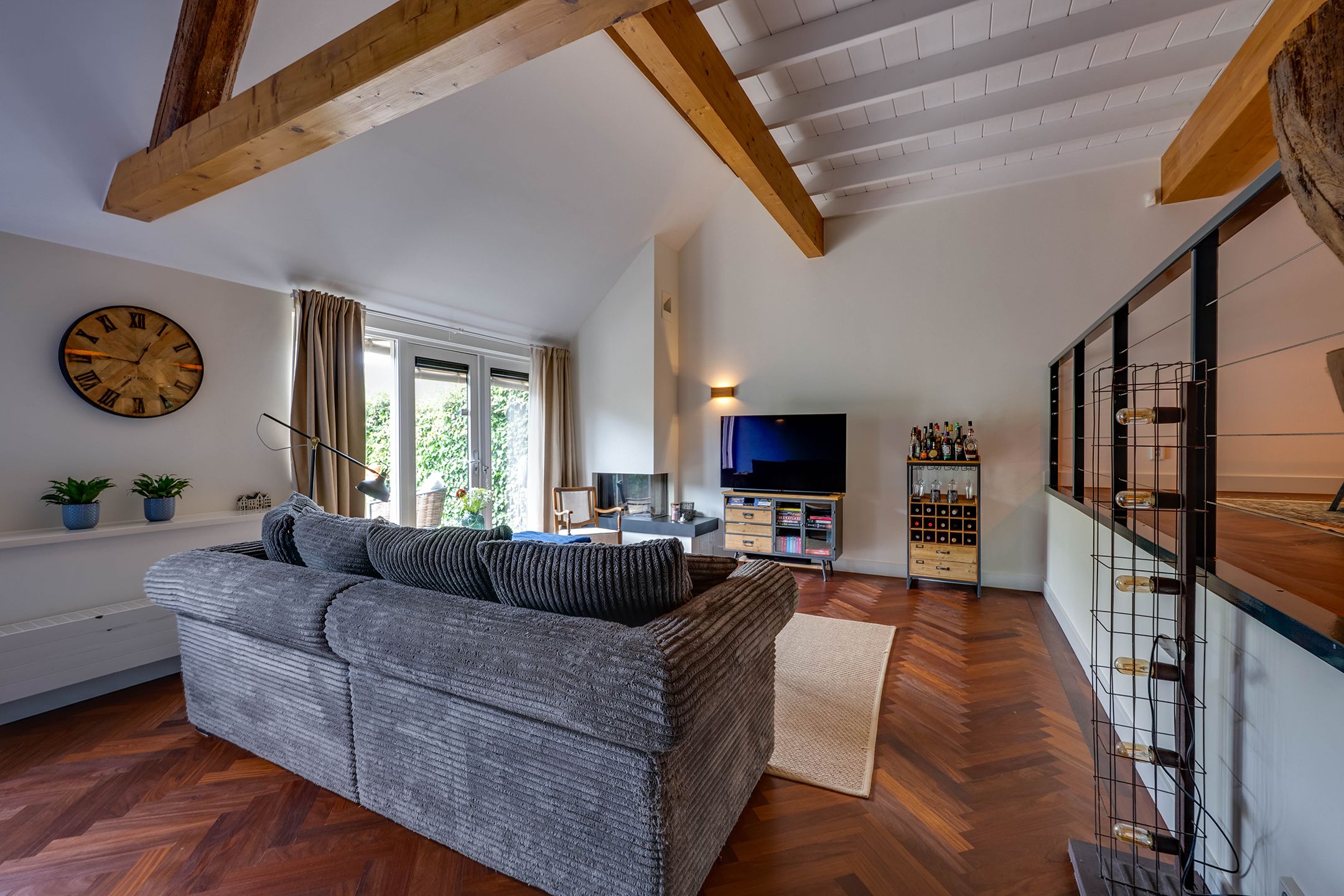 Foto 15 van Provincialeweg Noord 19-B