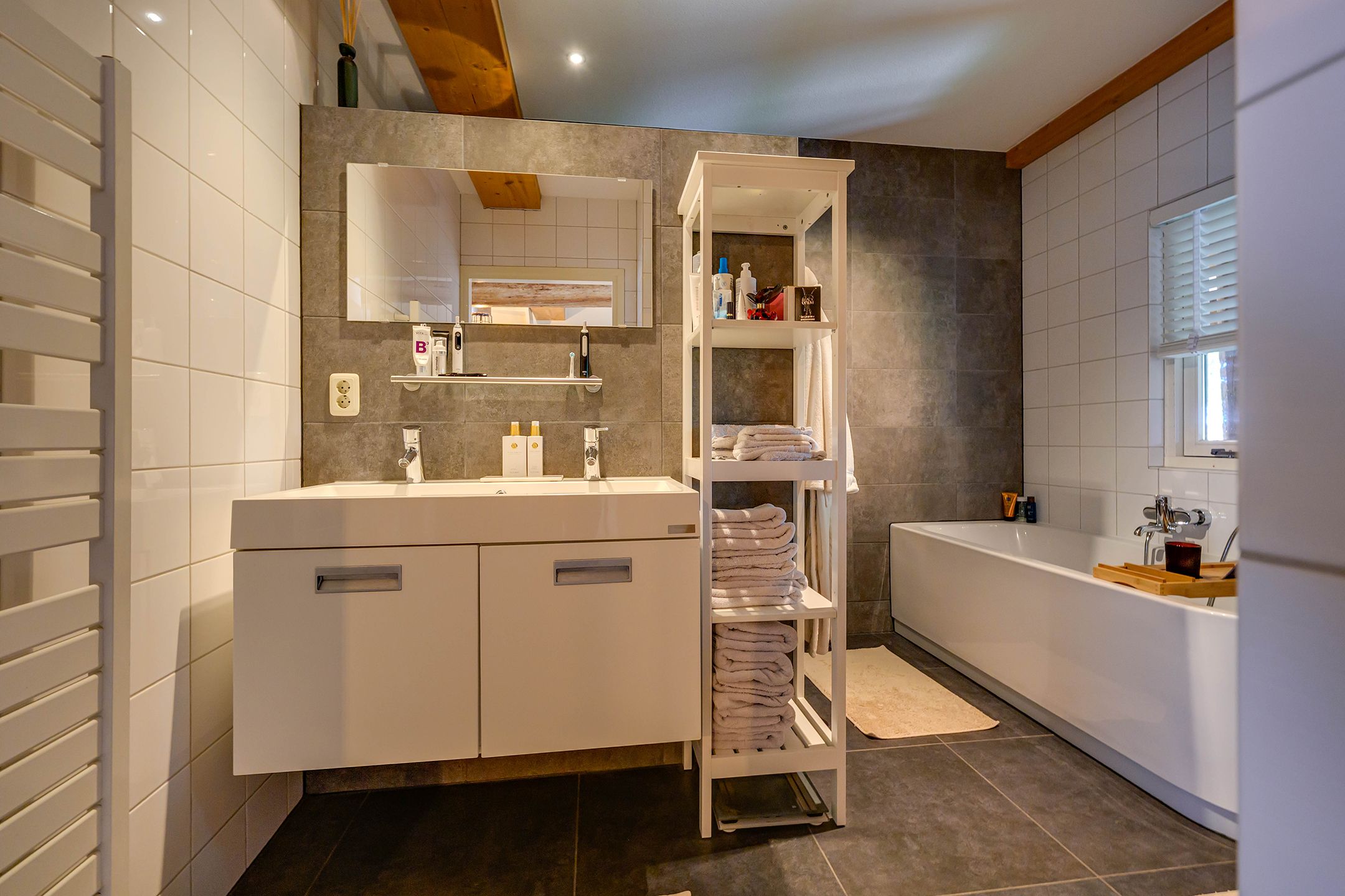 Foto 24 van Provincialeweg Noord 19-B