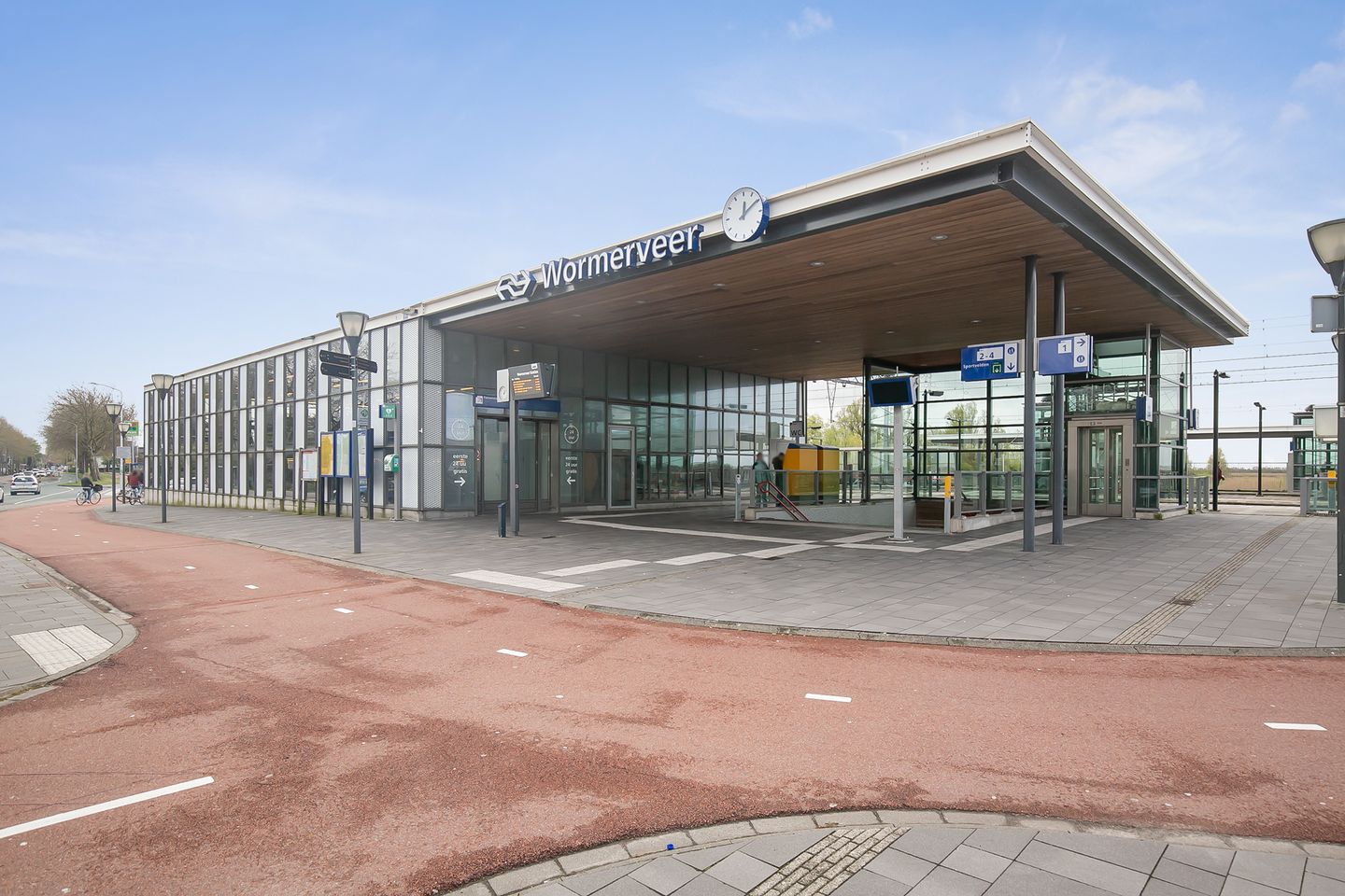 View photo 5 of Esdoornlaan 8