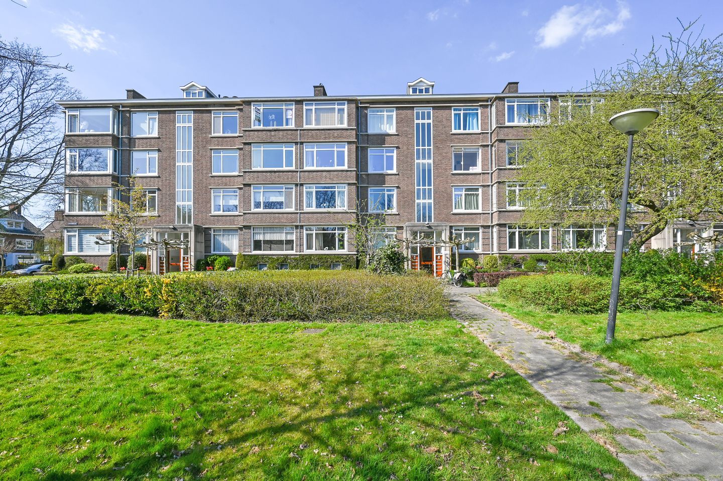 Photo 36 of Cromhoutlaan 44