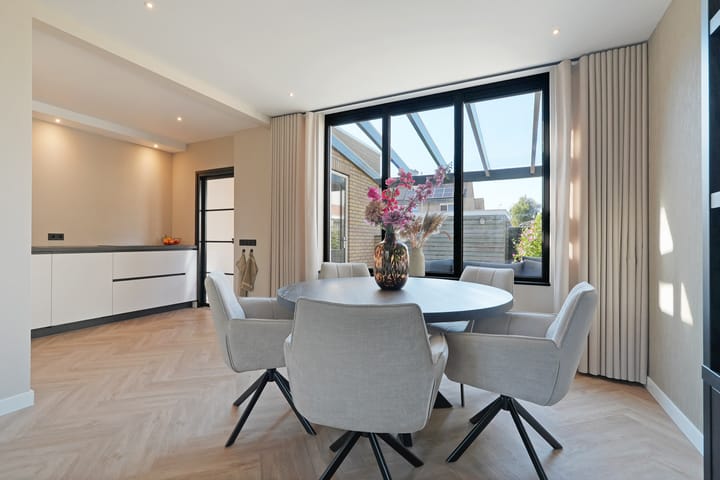 Photo 11 of Zeeburgstraat 26