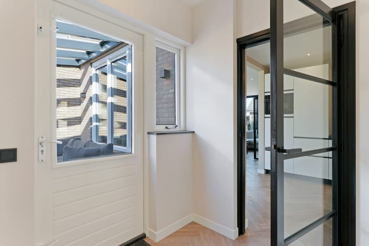 Photo 15 of Zeeburgstraat 26