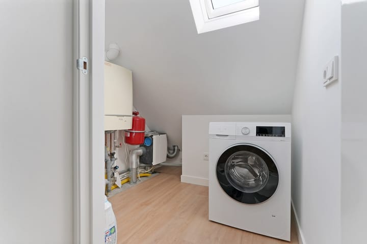 Photo 31 of Zeeburgstraat 26