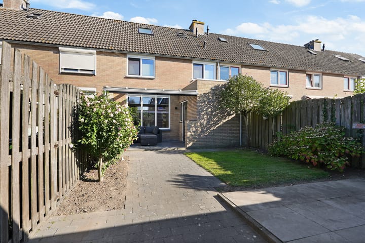 Photo 35 of Zeeburgstraat 26