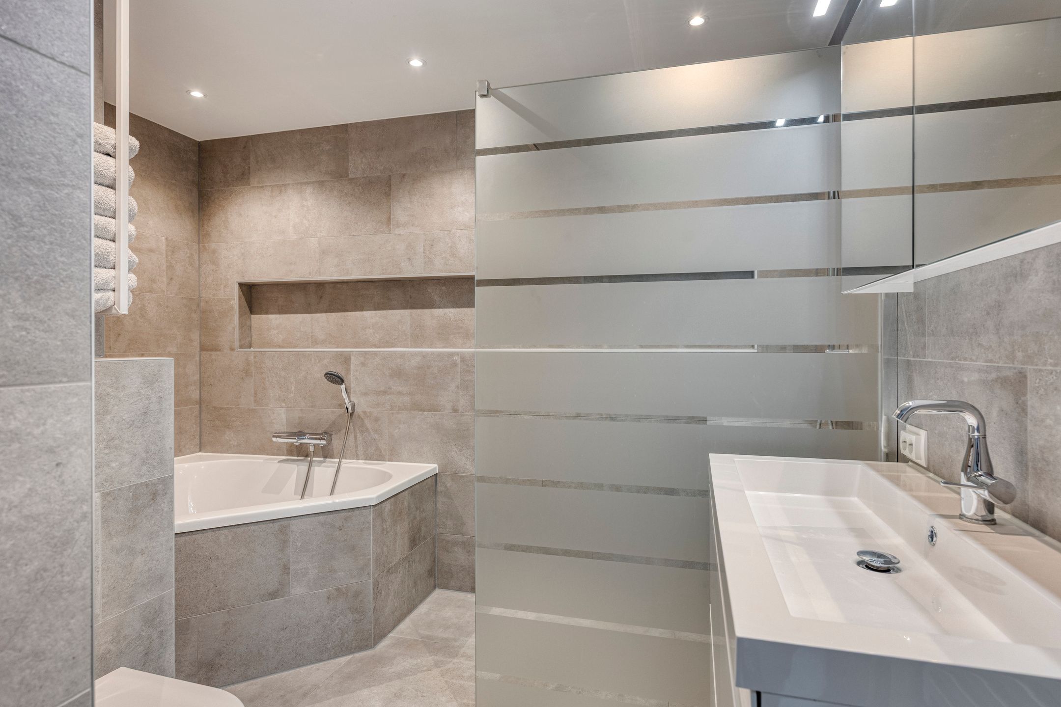 Foto 3 van Agnes Bartoutslaan 84