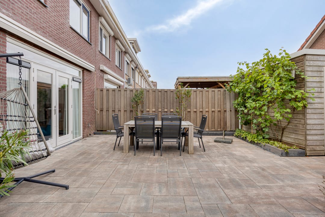 Foto 37 van Agnes Bartoutslaan 84