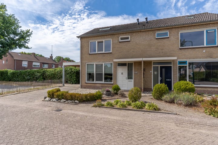 Photo 5 of Pater Bleijsstraat 1