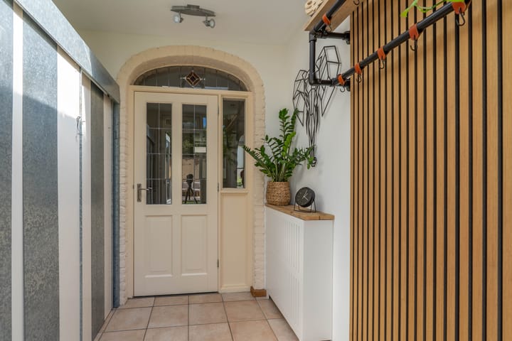 Photo 7 of Pater Bleijsstraat 1