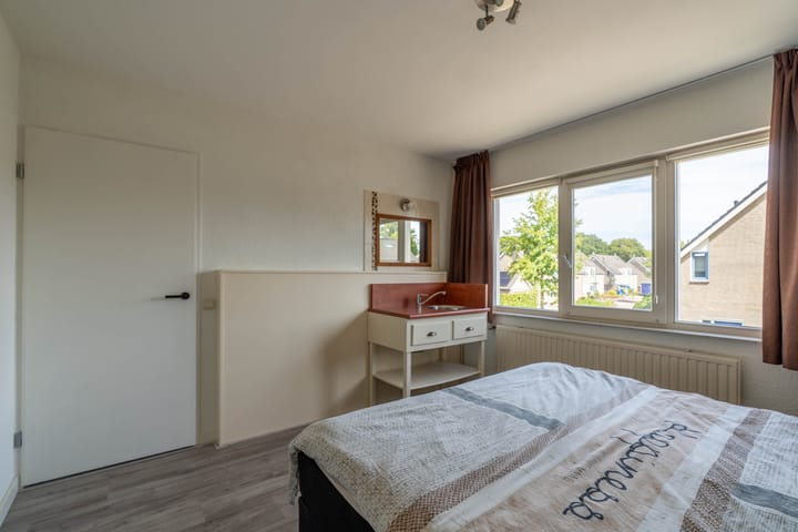 Photo 31 of Pater Bleijsstraat 1