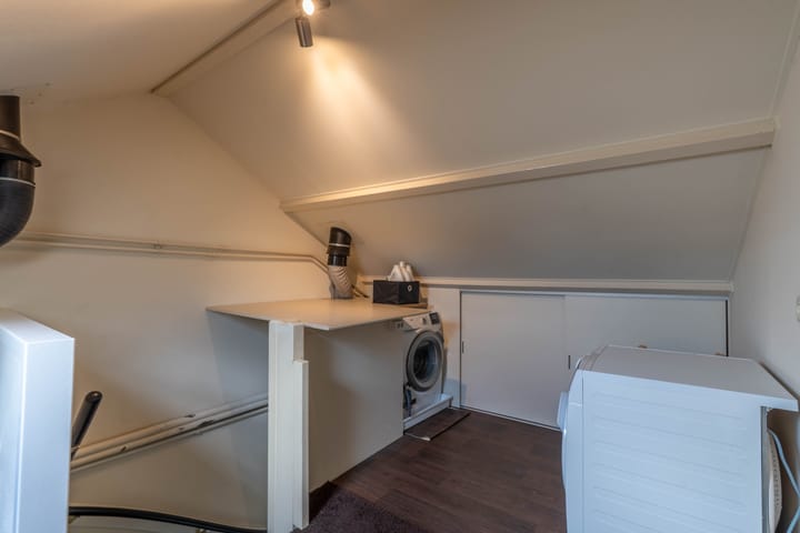 Photo 37 of Pater Bleijsstraat 1