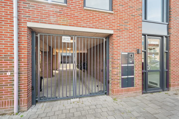 Foto 26 van C. van Maasdijkstraat 96-A