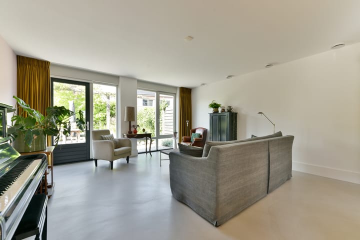 Photo 10 of Rozensingel 29