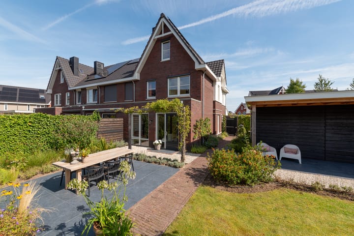 Photo 45 of Rozensingel 29