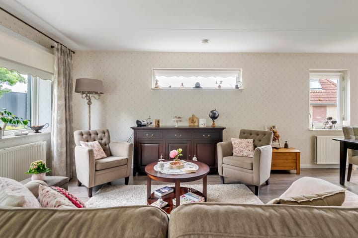 Photo 8 of H.J. Ganzemanstraat 36