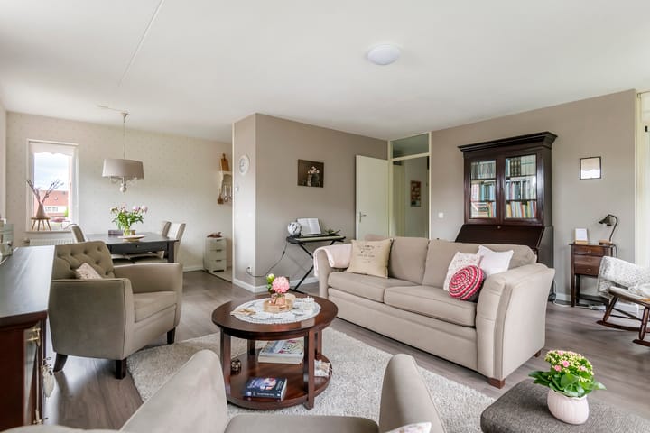 Photo 9 of H.J. Ganzemanstraat 36