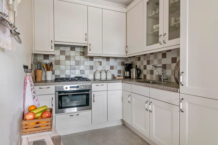 Photo 13 of H.J. Ganzemanstraat 36